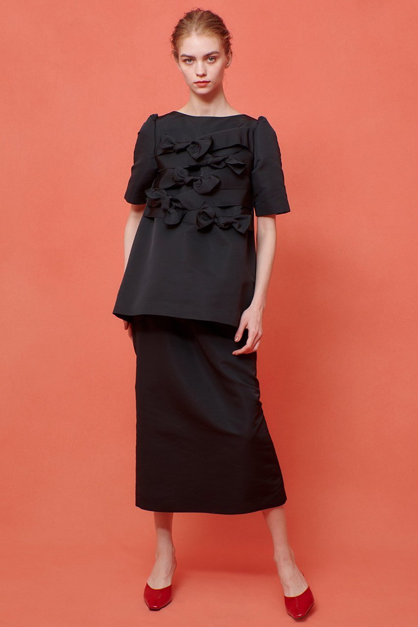 【アルアバイル/allureville】の【Loulou Willoughby】ランダムリボンタフタブラウス 人気、トレンドファッション・服の通販 founy(ファニー) 　ファッション　Fashion　レディースファッション　Fashion for Women　トップス・カットソー　Cut & Sew Tops　シャツ・ブラウス・オフィスカジュアル　Elegant Blouses & Button-Ups　おすすめ　Recommended / Our Picks　ギャザー　Gathered, Ruffled　グログラン　Grosgrain, Grosgrain Ribbon　ショート　Short, Short Length　スリーブ　Sleeve, Long Sleeve / Short Sleeve　ランダム　Random, Irregular　リボン　Ribbon, Bow　エレガント 上品　Elegant　other-8|ID: prp329100004589629 ipo3291000000035472980