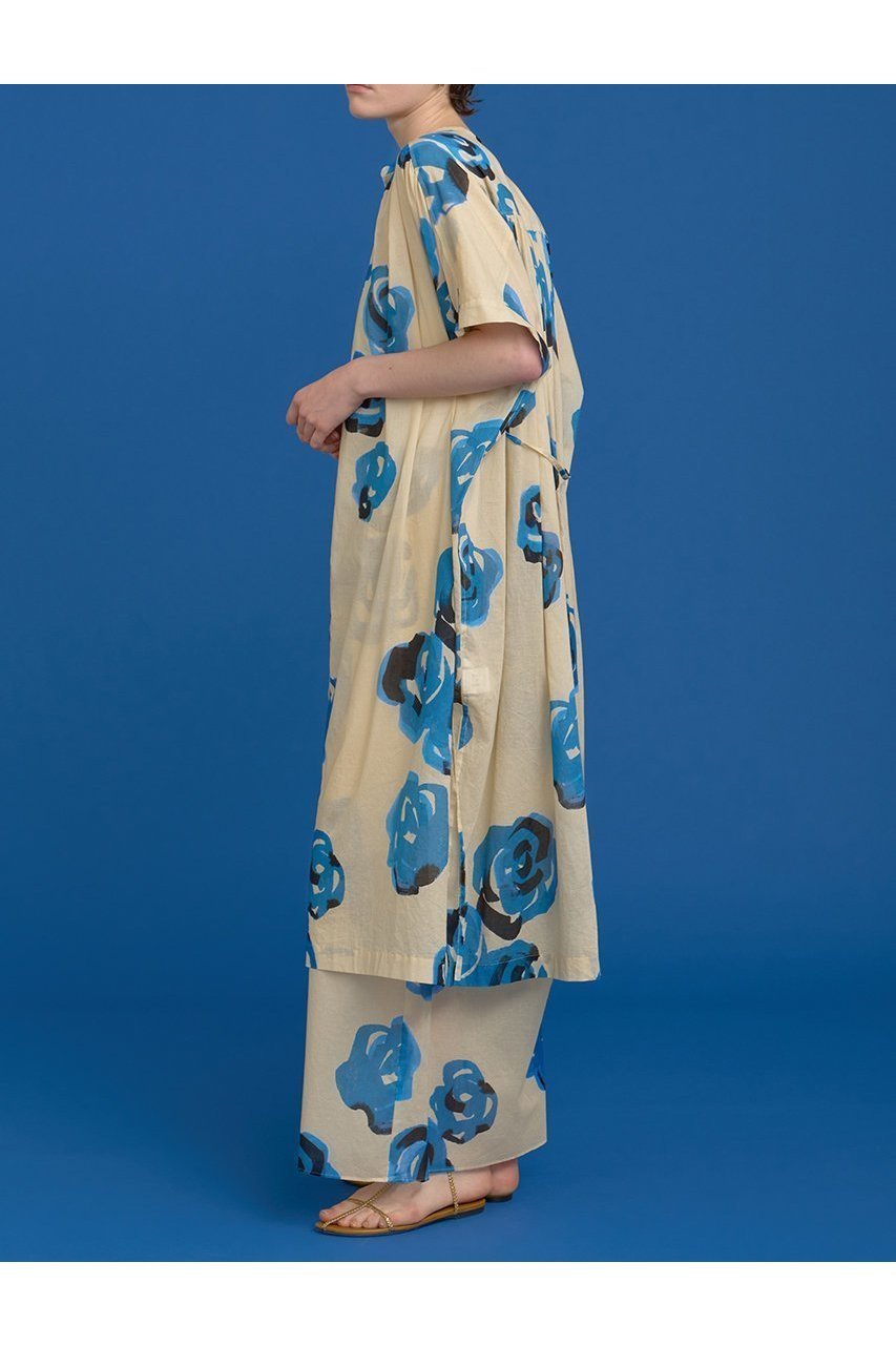 【ハウス オブ ロータス/HOUSE OF LOTUS】のブルーフラワーシャツワンピース 人気、トレンドファッション・服の通販 founy(ファニー) 　ファッション　Fashion　レディースファッション　Ladies' Fashion Online　ワンピース　Dress　シャツワンピース　Shirt Dresses　チュニック　Tunic　2025年　2025　2025-2026秋冬・A/W　Aw/Autumn/Winter/Fw/Fall/2025-2026　おすすめ　Recommend　グラデーション　Gradation　ジョーゼット　Georgette　スリット　Slit　チュニック　Tunic　ドレープ　Drape　プリント　Print　ロング　Long　ワーク　Work　A/W・秋冬　Aw・Autumn/Winter・Fw・Fall-Winter　other-7|ID: prp329100004592169 ipo3291000000032601412