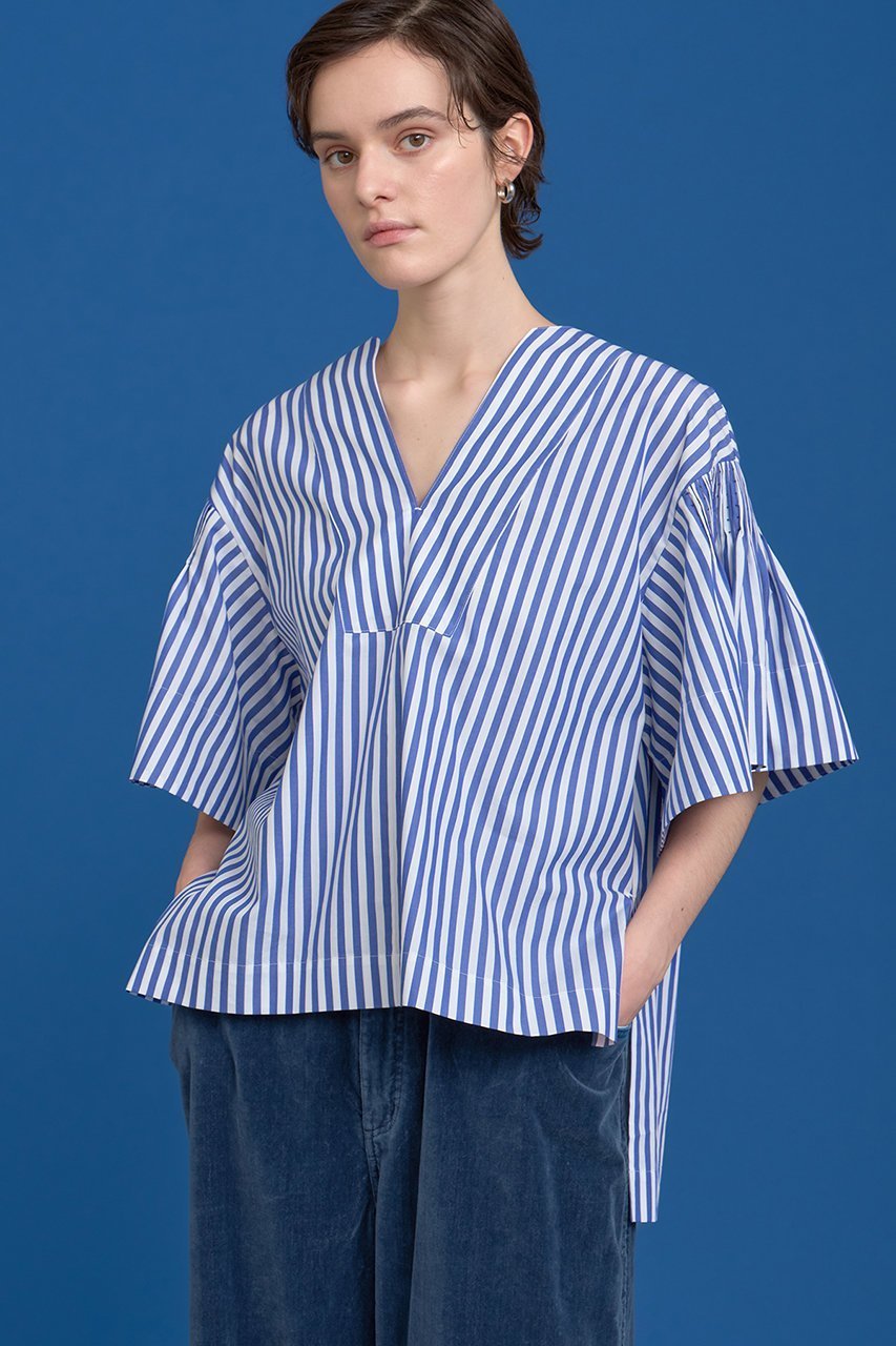 【ハウス オブ ロータス/HOUSE OF LOTUS】のストライプタックシャーリングブラウス 人気、トレンドファッション・服の通販 founy(ファニー) 　ファッション　Fashion　レディースファッション　Fashion for Women　トップス・カットソー　Cut & Sew Tops　シャツ・ブラウス・オフィスカジュアル　Elegant Blouses & Button-Ups　シャーリング　Shirring, Ruched　ショート　Short, Short Length　ストライプ　Stripe, Striped Pattern　スリット　Slit, Slit Detail　スリーブ　Sleeve, Long Sleeve / Short Sleeve　バランス　Balance, Style Balance　フェミニン　Feminine, Girly　フレア　Flare, Flared　フロント　Front, Front Design　マニッシュ　Mannish, Boyish　other-5|ID: prp329100004592175 ipo3291000000035483621