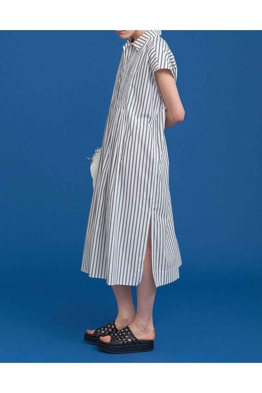 【ハウス オブ ロータス/HOUSE OF LOTUS】のストライプタックシャーリングワンピース 人気、トレンドファッション・服の通販 founy(ファニー) 　ファッション　Fashion　レディースファッション　Ladies' Fashion Online　ワンピース　Dress　チュニック　Tunic　2025年　2025　2025-2026秋冬・A/W　Aw/Autumn/Winter/Fw/Fall/2025-2026　シャーリング　Shirring　スキッパー　Skipper　ストライプ　Stripe　スリット　Slit　スリーブ　Sleeve　チュニック　Tunic　フレンチ　French　フロント　Front　ブロード　Broad　A/W・秋冬　Aw・Autumn/Winter・Fw・Fall-Winter　other-3|ID: prp329100004592176 ipo3291000000032601468