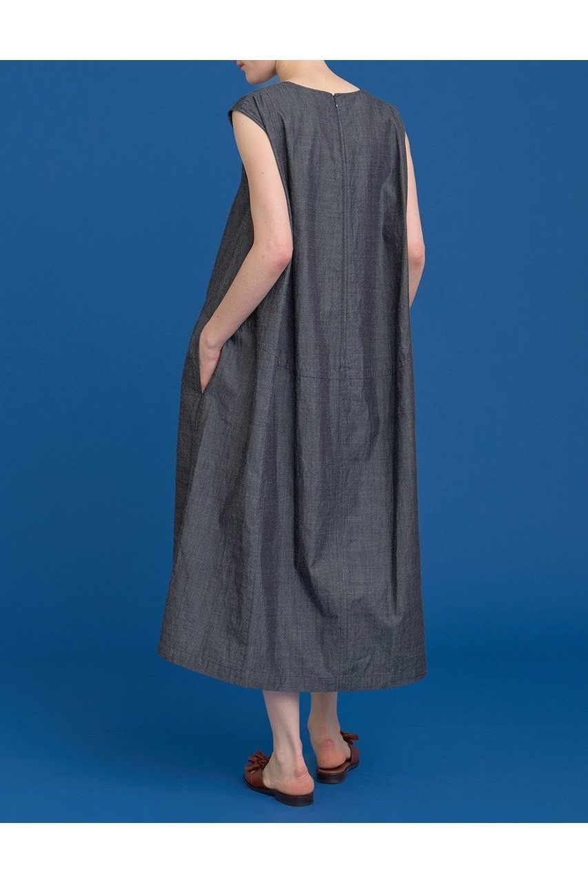 【ハウス オブ ロータス/HOUSE OF LOTUS】のシャンブレーデニムフォルムワンピース 人気、トレンドファッション・服の通販 founy(ファニー) 　ファッション　Fashion　レディースファッション　Ladies' Fashion Online　ワンピース　Dress　チュニック　Tunic　2025年　2025　2025-2026秋冬・A/W　Aw/Autumn/Winter/Fw/Fall/2025-2026　インディゴ　Indigo　シャンブレー　Chambray　チュニック　Tunic　フォルム　Form　フロント　Front　ロング　Long　エレガント 上品　Elegant　A/W・秋冬　Aw・Autumn/Winter・Fw・Fall-Winter　other-8|ID: prp329100004592179 ipo3291000000032601494