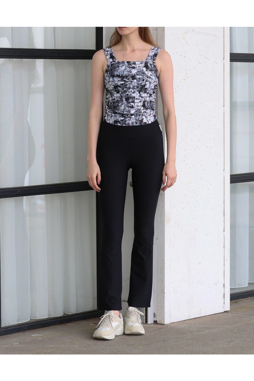 【ジュリエ/Julier】の【定番】エコシーベア天ソフトフレアパンツ 人気、トレンドファッション・服の通販 founy(ファニー) 　ファッション　Fashion　レディースファッション　Ladies' Fashion Online　パンツ　Pants　スポーツウェア　Sportswear　スポーツ パンツ　Sports Pants　シンプル　Simple　スポーツ　Sports　フィット　Fit　フレア　Flare　ヨガ　Yoga　ワーク　Work　定番　Standard　NEW・新作・新着・新入荷　New Arrivals　other-6|ID: prp329100004592187 ipo3291000000032601567