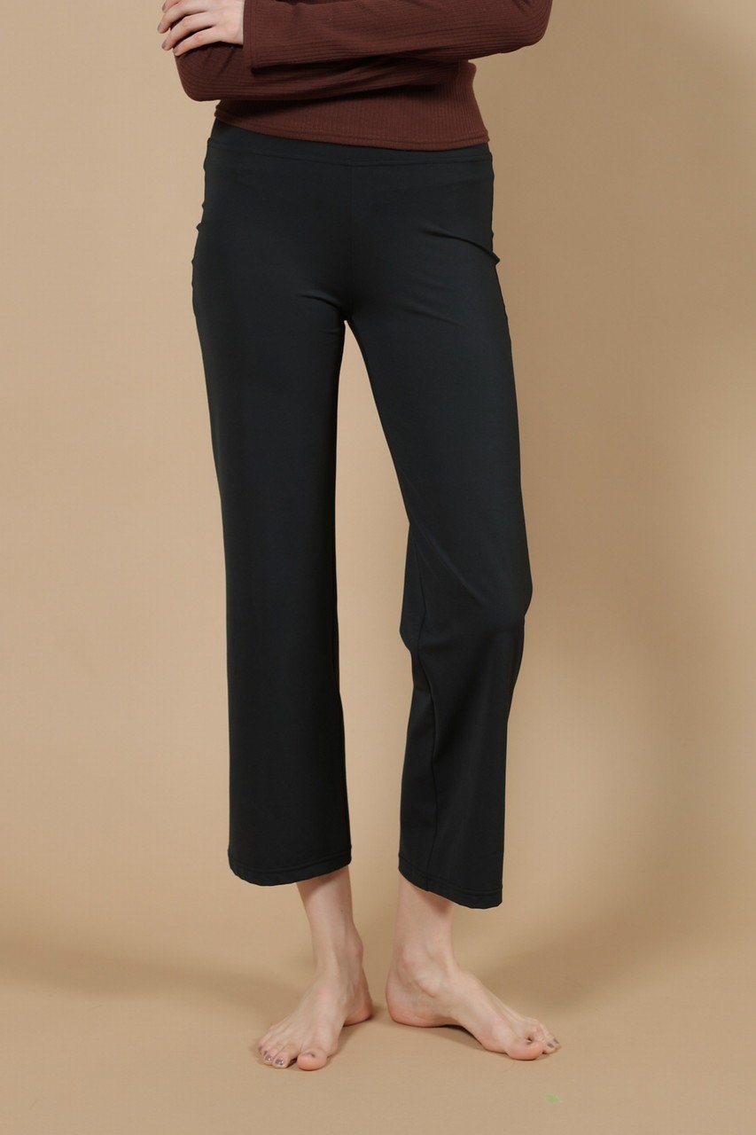 【ジュリエ/Julier】の【定番】エコシーベア天ソフトフレアパンツ 人気、トレンドファッション・服の通販 founy(ファニー) 　ファッション　Fashion　レディースファッション　Ladies' Fashion Online　パンツ　Pants　スポーツウェア　Sportswear　スポーツ パンツ　Sports Pants　シンプル　Simple　スポーツ　Sports　フィット　Fit　フレア　Flare　ヨガ　Yoga　ワーク　Work　定番　Standard　NEW・新作・新着・新入荷　New Arrivals　other-8|ID: prp329100004592187 ipo3291000000032601569