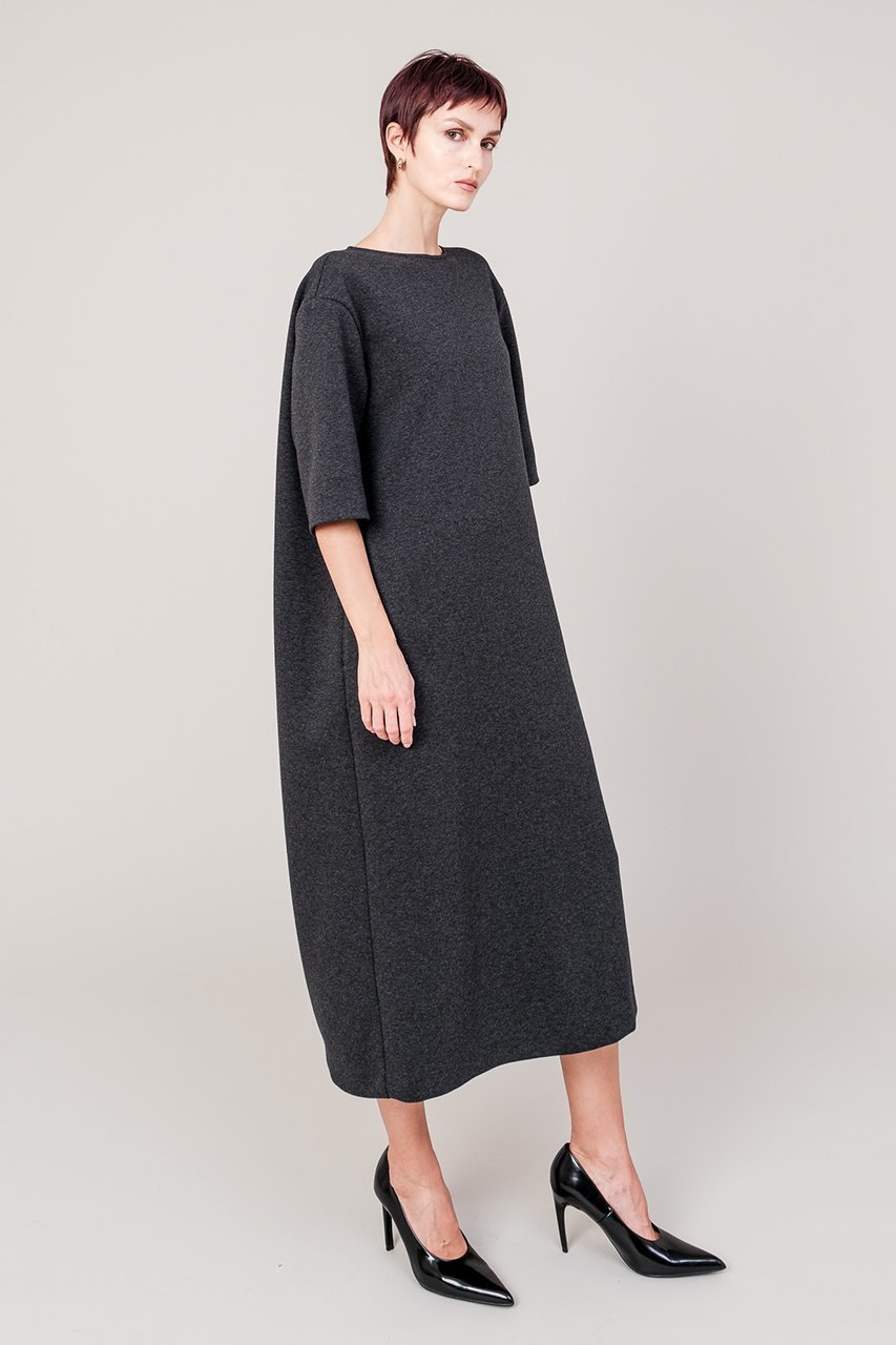 【ドメル/DOMELLE】のジャージー ドレス 人気、トレンドファッション・服の通販 founy(ファニー) 　ファッション　Fashion　レディースファッション　Fashion for Women　ワンピース　Dresses　フォーマル・パーティードレス・結婚式用ドレス　Elegant & Casual Dresses　チュニック　Tunic Tops & Dresses　2025年　2025　2025-2026秋冬・A/W　Autumn/Winter 2025–26 AW25–26　なめらか　Smooth, Silky Texture　シンプル　Simple, Minimal　チュニック　Tunic, Long Top　ドレス　Dress, One-Piece　リラックス　Relax, Relaxed Fit　ロング　Long, Long-Length　A/W・秋冬　Autumn/Winter　other-7|ID: prp329100004592305 ipo3291000000032674640