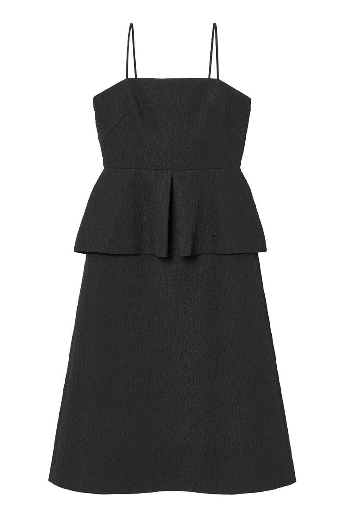 【アナイ/ANAYI】のジャガードレイヤード ワンピース インテリア・キッズ・メンズ・レディースファッション・服の通販 founy(ファニー) https://founy.com/ ファッション Fashion レディースファッション Ladies' Fashion Online ワンピース Dress チュニック Tunic カットソー Cut And Sew キャミソール Camisole シアー Sheer シンプル Simple チュニック Tunic ドレス Dress ビスチェ Bustier ブルゾン Blouson モダン Modern ロング Long エレガント 上品 Elegant 再入荷 Restock/Back In Stock/Re Arrival |ID: prp329100004593391 ipo3291000000032614822