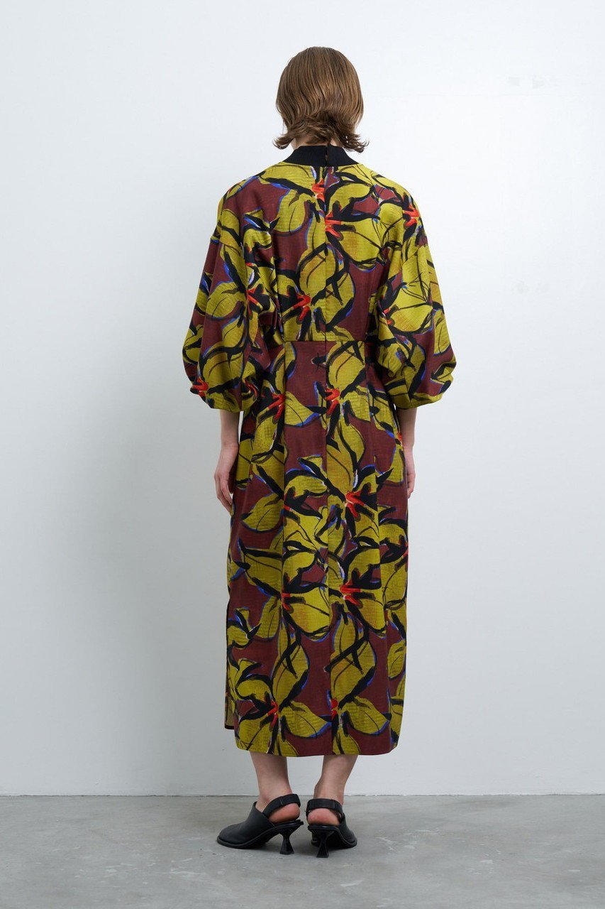 【ランバン オン ブルー/LANVIN en Bleu】のBlueAmberプリントワンピース 人気、トレンドファッション・服の通販 founy(ファニー) 　ファッション　Fashion　レディースファッション　Ladies' Fashion Online　ワンピース　Dress　チュニック　Tunic　おすすめ　Recommend　スリット　Slit　スリーブ　Sleeve　チュニック　Tunic　バルーン　Balloon　フラワー　Flower　プリント　Print　ロング　Long　再入荷　Restock/Back In Stock/Re Arrival　冬　Winter　長袖　Long Sleeve　other-8|ID: prp329100004593413 ipo3291000000032615027