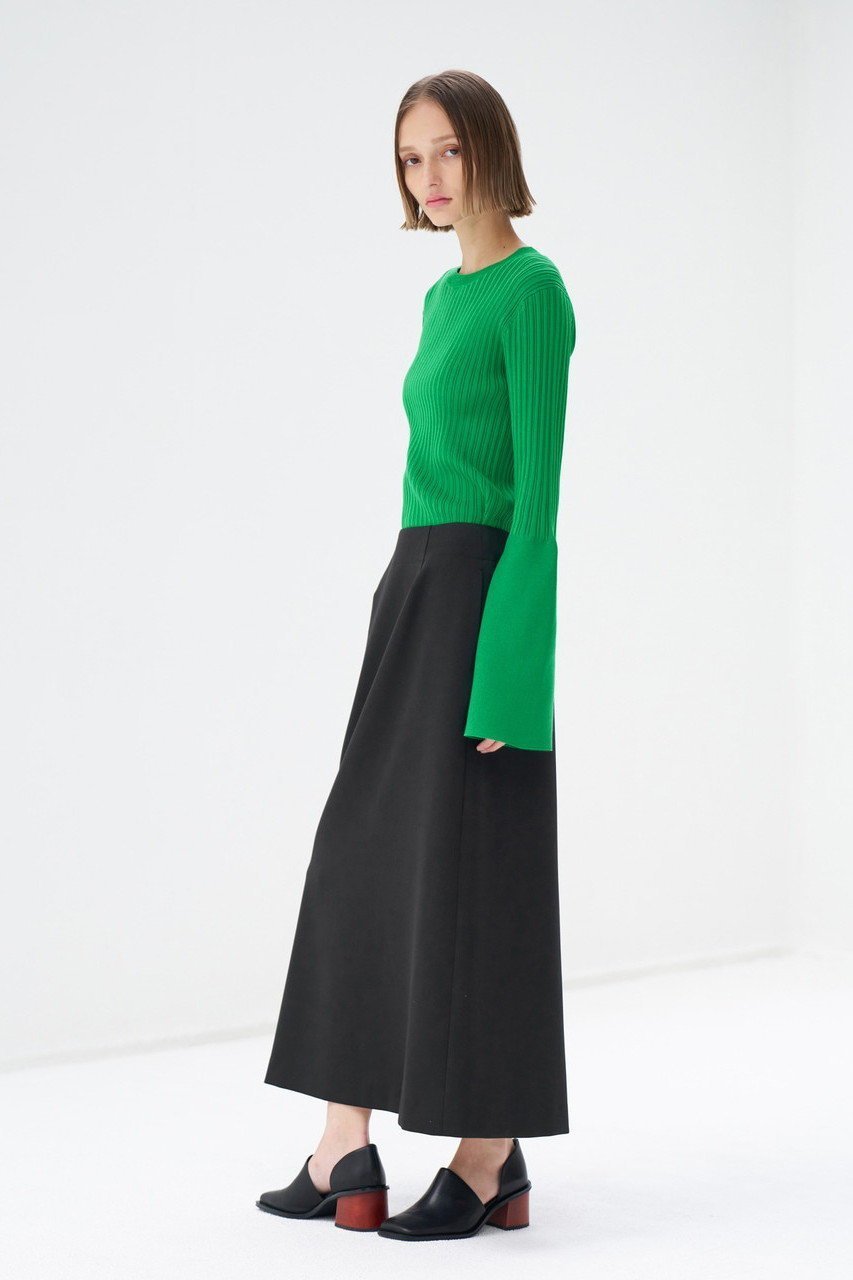 【ランバン オン ブルー/LANVIN en Bleu】のウールサテンセミフレアスカート 人気、トレンドファッション・服の通販 founy(ファニー) 　ファッション　Fashion　レディースファッション　Fashion for Women　スカート　Skirts　Aライン・フレアスカート　A-Line & Flared Skirts　ロングスカート　Long Skirts / Maxi & Midi Skirts　クラシカル　Classical, Vintage-Inspired　サテン　Satin, Glossy Fabric　ストレッチ　Stretch, Stretchy Fabric　セットアップ　Set-Up, Coordinated Outfit　フォーマル　Formal, Dressy　フレア　Flare, Flared　ロング　Long, Long-Length　other-6|ID: prp329100004593418 ipo3291000000032615074