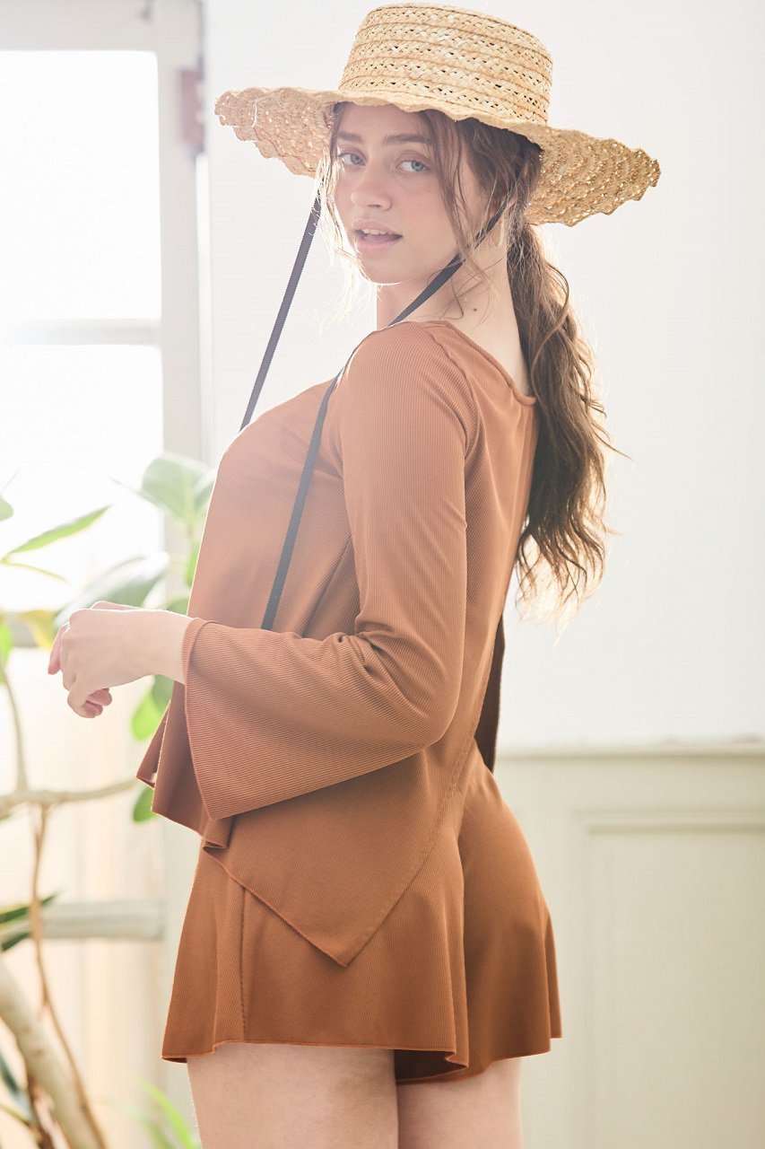 【レイール/Reir】の水陸両用トップスショートパンツセット 人気、トレンドファッション・服の通販 founy(ファニー) 　ファッション　Fashion　レディースファッション　Fashion for Women　水着　Swimwear　レディース水着・ビーチウェア　Swimwear & Beachwear　とろみ　Fluid, Flowy Fabric　なめらか　Smooth, Silky Texture　シンプル　Simple, Minimal　スポーツ　Sports, Activewear　スリーブ　Sleeve, Long Sleeve / Short Sleeve　夏　Summer　水着　Swimsuit, Swimwear　other-8|ID: prp329100004593434 ipo3291000000034953862