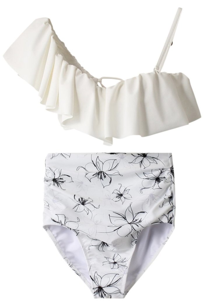 【レイール/Reir】のSolid×Pencil Flower ビキニ インテリア・キッズ・メンズ・レディースファッション・服の通販 founy(ファニー) https://founy.com/ ファッション Fashion レディースファッション Fashion for Women 水着 Swimwear レディース水着・ビーチウェア Swimwear & Beachwear ギャザー Gathered, Ruffled ショルダー Shoulder, Shoulder Strap ショーツ Shorts, Short Pants スポーツ Sports, Activewear ビキニ Bikini, Two-Piece Swimsuit フラワー Flower, Floral フリル Frill, Ruffle 水着 Swimsuit, Swimwear |ID: prp329100004593501 ipo3291000000036186028