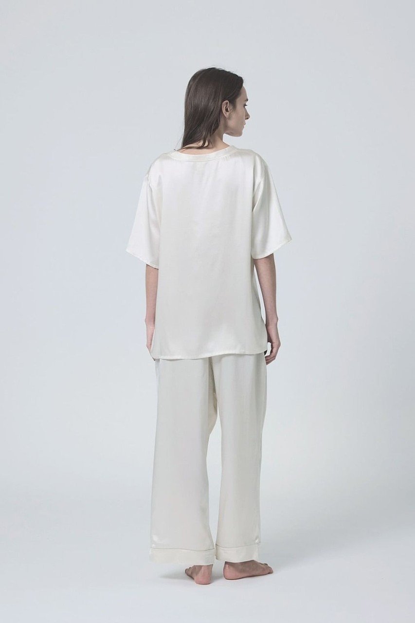 【フートーキョー/Foo Tokyo】の【UNISEX】Silk Satin Pullover 人気、トレンドファッション・服の通販 founy(ファニー) 　ファッション　Fashion　レディースファッション　Fashion for Women　トップス・カットソー　Cut & Sew Tops　シャツ・ブラウス・オフィスカジュアル　Elegant Blouses & Button-Ups　カジュアルプルオーバー・ニットトップス　Pullovers & Knit Tops / Casual Pullovers　ユニセックス　Unisex, Genderless　サテン　Satin, Glossy Fabric　ショート　Short, Short Length　シルク　Silk, 100% Silk　シンプル　Simple, Minimal　スリーブ　Sleeve, Long Sleeve / Short Sleeve　リラックス　Relax, Relaxed Fit　other-6|ID: prp329100004594146 ipo3291000000035714264