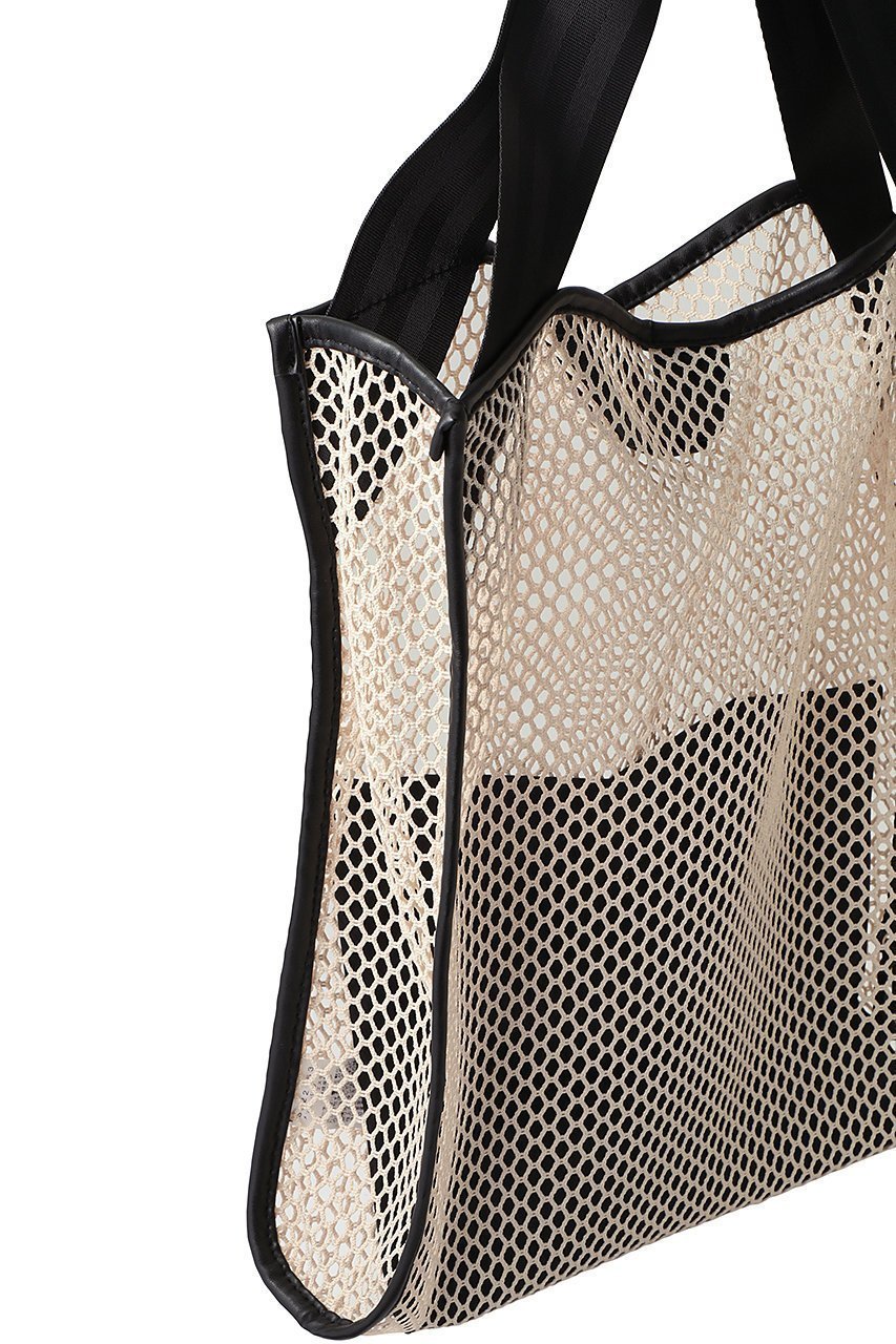 【スピード/Speedo】の【UNISEX】ボヤージュメッシュトート 人気、トレンドファッション・服の通販 founy(ファニー) 　ファッション　Fashion　レディースファッション　Fashion for Women　バッグ　Bags　スポーツウェア　Functional & Stylish Sportswear　スポーツバッグ・ジム用ポーチ・バックパック　Gym Bag / Sports Backpack / Pouch for Training　ユニセックス　Unisex, Genderless　おすすめ　Recommended / Our Picks　スポーツ　Sports, Activewear　ビーチ　Beach, Seaside　ポーチ　Pouch, Small Case　マグネット　Magnet, Magnetic Closure　メッシュ　Mesh, Net Fabric　財布　Wallet, Purse　other-4|ID: prp329100004594159 ipo3291000000035473047