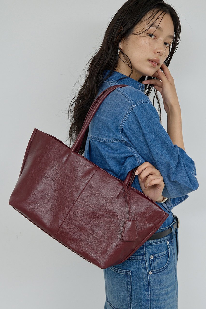 【ガリャルダガランテ/GALLARDAGALANTE】の【2.718】ボートトート インテリア・キッズ・メンズ・レディースファッション・服の通販 founy(ファニー) ファッション Fashion レディースファッション Fashion for Women バッグ Bags シンプル Simple, Minimal トレンド Trend, Trending Now フラップ Flap, Flap Pocket ポケット Pocket, Pocket Detail マグネット Magnet, Magnetic Closure ビジネス 仕事 通勤 Business / Work / Commuting ボルドー|ID: prp329100004594178 ipo3291000000034321870