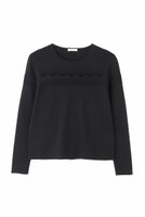 【アドーア/ADORE】のスカラップニット 人気、トレンドファッション・服の通販 founy(ファニー) ファッション Fashion レディースファッション Ladies' Fashion Online トップス・カットソー Tops/Tshirt ニット Knit Tops プルオーバー Pullover コンパクト Compact スカラップ Scalloped ストレッチ Stretch デコルテ Decolletage ベーシック Basic ワンポイント One Point 再入荷 Restock/Back In Stock/Re Arrival 長袖 Long Sleeve |ID:prp329100004595089