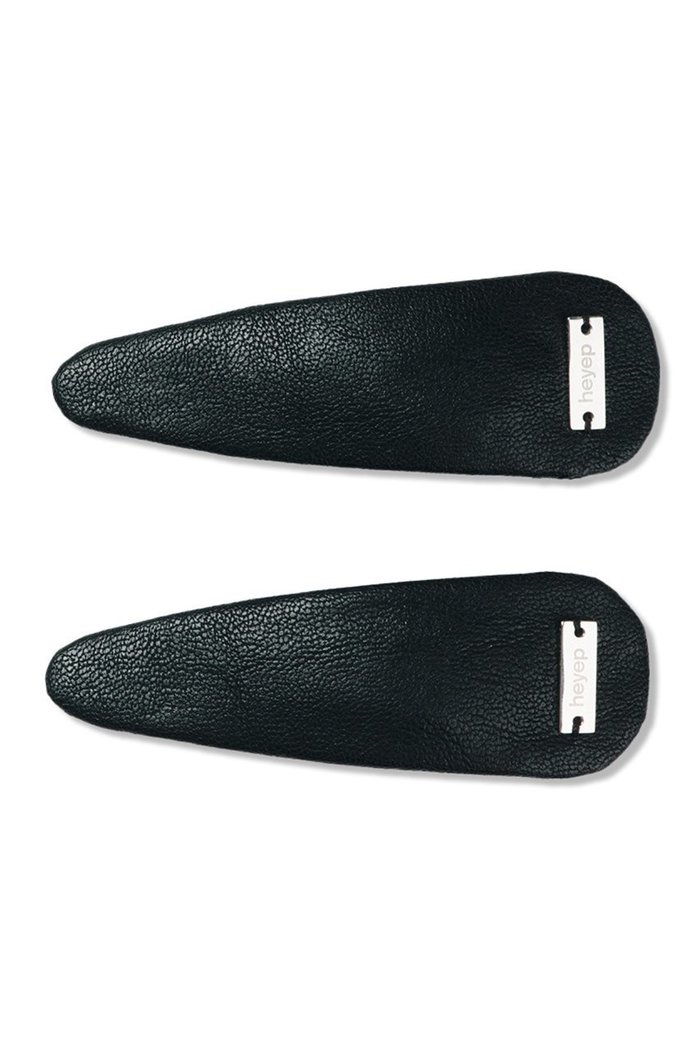 【ヘイップ/heyep】のFaux Leather Hair Clips(2P Set) インテリア・キッズ・メンズ・レディースファッション・服の通販 founy(ファニー) https://founy.com/ ファッション Fashion レディースファッション Ladies' Fashion Online シュシュ / ヘアアクセ Hair Accessories 2025年 2025 2025-2026秋冬・A/W Aw/Autumn/Winter/Fw/Fall/2025-2026 アクセサリー Accessories バレッタ Valletta フィット Fit フェイクレザー Faux Leather A/W・秋冬 Aw・Autumn/Winter・Fw・Fall-Winter |ID: prp329100004595108 ipo3291000000032648626