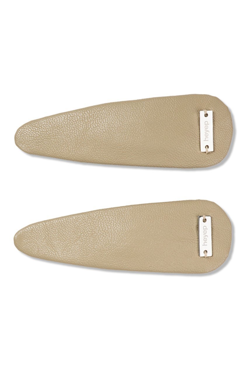 【ヘイップ/heyep】のFaux Leather Hair Clips(2P Set) インテリア・キッズ・メンズ・レディースファッション・服の通販 founy(ファニー) 　ファッション　Fashion　レディースファッション　Ladies' Fashion Online　シュシュ / ヘアアクセ　Hair Accessories　2025年　2025　2025-2026秋冬・A/W　Aw/Autumn/Winter/Fw/Fall/2025-2026　アクセサリー　Accessories　バレッタ　Valletta　フィット　Fit　フェイクレザー　Faux Leather　A/W・秋冬　Aw・Autumn/Winter・Fw・Fall-Winter　ベージュ|ID: prp329100004595108 ipo3291000000032648628