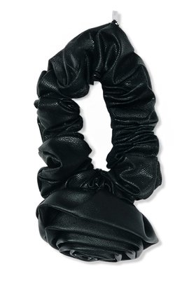 【ヘイップ/heyep】のFaux Leather Rose Hair Tie 人気、トレンドファッション・服の通販 founy(ファニー) ファッション Fashion レディースファッション Ladies' Fashion Online シュシュ / ヘアアクセ Hair Accessories 2025年 2025 2025-2026秋冬・A/W Aw/Autumn/Winter/Fw/Fall/2025-2026 アクセサリー Accessories シンプル Simple フェイクレザー Faux Leather ヘアアクセ Hair Accessories モチーフ Motif ローズ Rose A/W・秋冬 Aw・Autumn/Winter・Fw・Fall-Winter |ID:prp329100004595111