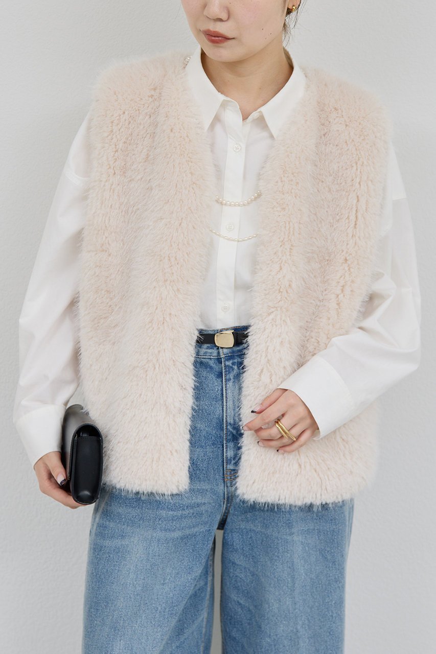 【ガリャルダガランテ/GALLARDAGALANTE】のフェイクカシミヤベスト 人気、トレンドファッション・服の通販 founy(ファニー) 　ファッション　Fashion　レディースファッション　Fashion for Women　アウター　Coat / Outerwear Collection　レディースジャケット・軽アウター　Jackets　ジャケット　Jacket, Outerwear　トレンド　Trend, Trending Now　フロント　Front, Front Design　ベスト　Vest, Waistcoat　ベーシック　Basic, Essential　再入荷　Restock / Back in Stock　定番　Standard, Basic Item　A/W・秋冬　Autumn/Winter　軽量　Lightweight, Ultra Light　 other-1|ID: prp329100004595130 ipo3291000000035764695