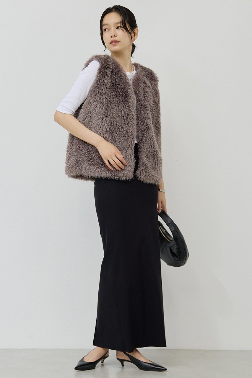 【ガリャルダガランテ/GALLARDAGALANTE】のフェイクカシミヤベスト 人気、トレンドファッション・服の通販 founy(ファニー) 　ファッション　Fashion　レディースファッション　Fashion for Women　アウター　Coat / Outerwear Collection　レディースジャケット・軽アウター　Jackets　ジャケット　Jacket, Outerwear　トレンド　Trend, Trending Now　フロント　Front, Front Design　ベスト　Vest, Waistcoat　ベーシック　Basic, Essential　再入荷　Restock / Back in Stock　定番　Standard, Basic Item　A/W・秋冬　Autumn/Winter　軽量　Lightweight, Ultra Light　other-3|ID: prp329100004595130 ipo3291000000035764699