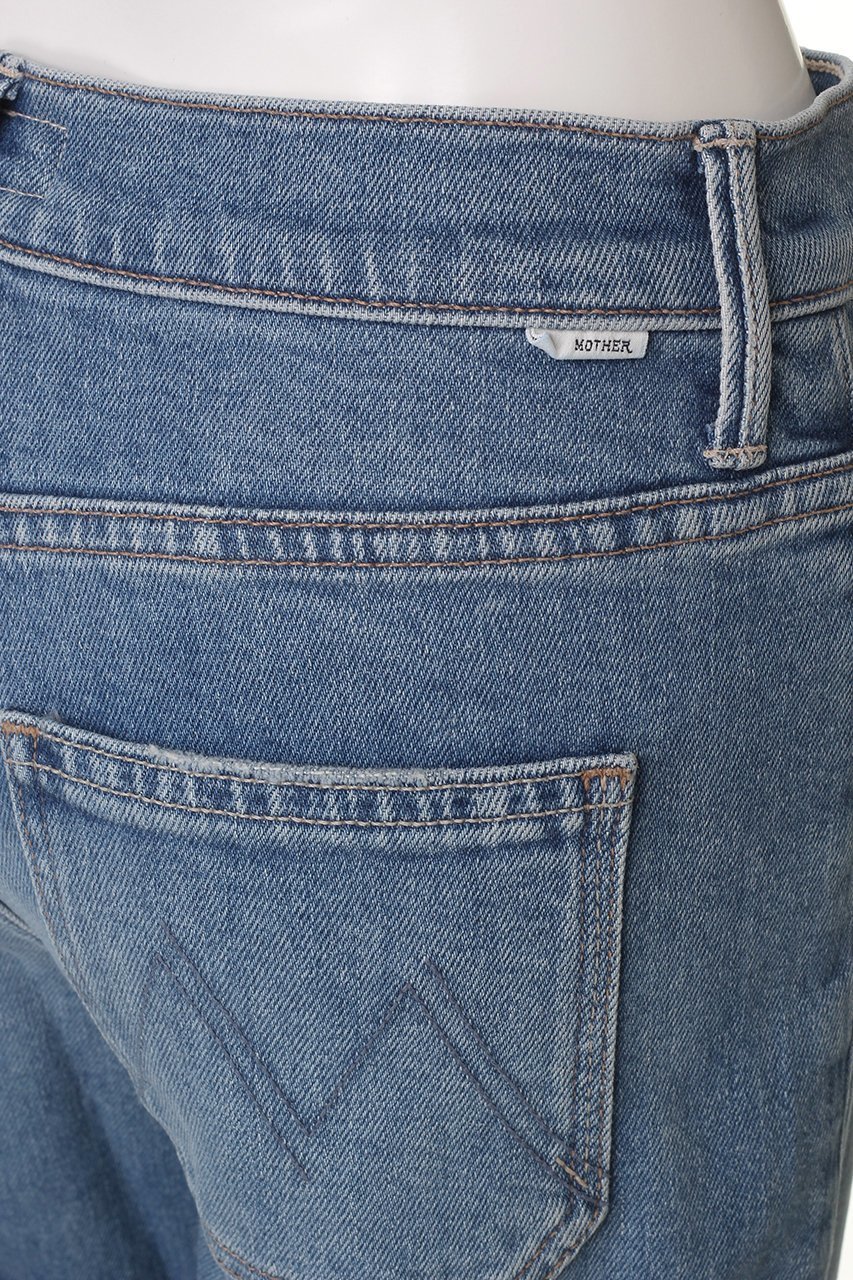 【マザー/MOTHER】のPATCH PKT MID RISE MAVEN ANKLE クロップドデニム (AVN) 人気、トレンドファッション・服の通販 founy(ファニー) 　ファッション　Fashion　レディースファッション　Fashion for Women　パンツ　Pants & Trousers　デニムパンツ・ジーンズ・美脚デニム　Denim Jeans & Pants　アンクル　Ankle-Length Design　シューズ　Shoes, Footwear　ストレート　Straight, Straight Cut　スニーカー　Sneakers, Trainers　デニム　Denim, Jeans Material　バランス　Balance, Style Balance　フィット　Fit, Slim Fit　フラット　Flat, Flat Shoes　フロント　Front, Front Design　ポケット　Pocket, Pocket Detail　モダン　Modern, Contemporary　定番　Standard, Basic Item　other-7|ID: prp329100004595133 ipo3291000000035661916