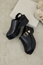 【ガリャルダガランテ/GALLARDAGALANTE】の【2.718】2WAYサボ 人気、トレンドファッション・服の通販 founy(ファニー) ファッション Fashion レディースファッション Ladies' Fashion Online サンダル Sandals スニーカー Sneakers スリッポン Slip-Ons 厚底 Platforms NEW・新作・新着・新入荷 New Arrivals 楽ちん Easy thumbnail ブラック|ID: prp329100004595154 ipo3291000000032649078