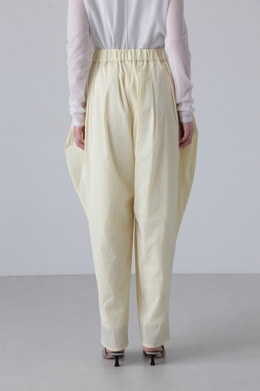 【アドーア/ADORE】のストレッチタフタパンツ 人気、トレンドファッション・服の通販 founy(ファニー) 　ファッション　Fashion　レディースファッション　Ladies' Fashion Online　パンツ　Pants　ギャザー　Gather　コンパクト　Compact　タフタ　Taffeta　バランス　Balance　再入荷　Restock/Back In Stock/Re Arrival　other-4|ID: prp329100004596202 ipo3291000000032661947