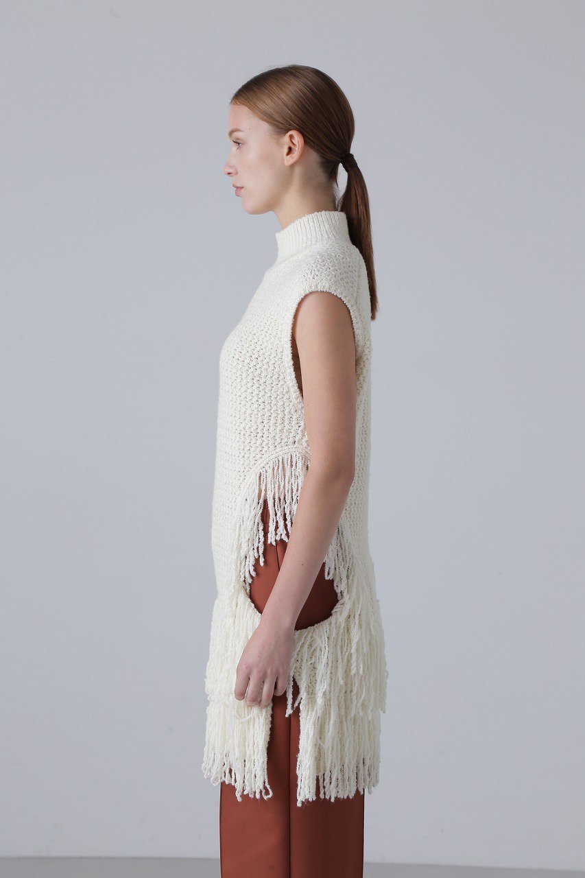 【アドーア/ADORE】のカーリーフリンジニット 人気、トレンドファッション・服の通販 founy(ファニー) 　ファッション　Fashion　レディースファッション　Ladies' Fashion Online　トップス・カットソー　Tops/Tshirt　ニット　Knit Tops　プルオーバー　Pullover　フリンジ　Fringe　再入荷　Restock/Back In Stock/Re Arrival　other-2|ID: prp329100004598325 ipo3291000000032684455