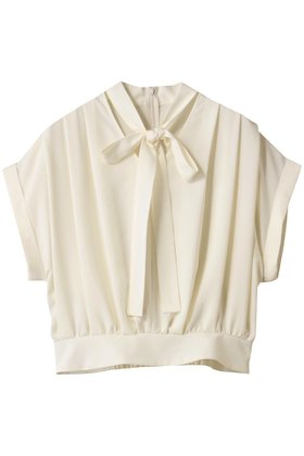 【アルアバイル/allureville】 ボウタイタックフレンチスリーブブラウス人気、トレンドファッション・服の通販 founy(ファニー) ファッション Fashion レディースファッション Ladies' Fashion Online トップス・カットソー Tops/Tshirt シャツ/ブラウス Shirts/Blouses 2025年 2025 2025-2026秋冬・A/W Aw/Autumn/Winter/Fw/Fall/2025-2026 ショート Short スリーブ Sleeve トレンド Trend フレア Flare フレンチ French ボトム Bottom リボン Ribbon A/W・秋冬 Aw・Autumn/Winter・Fw・Fall-Winter |ID:prp329100004598359