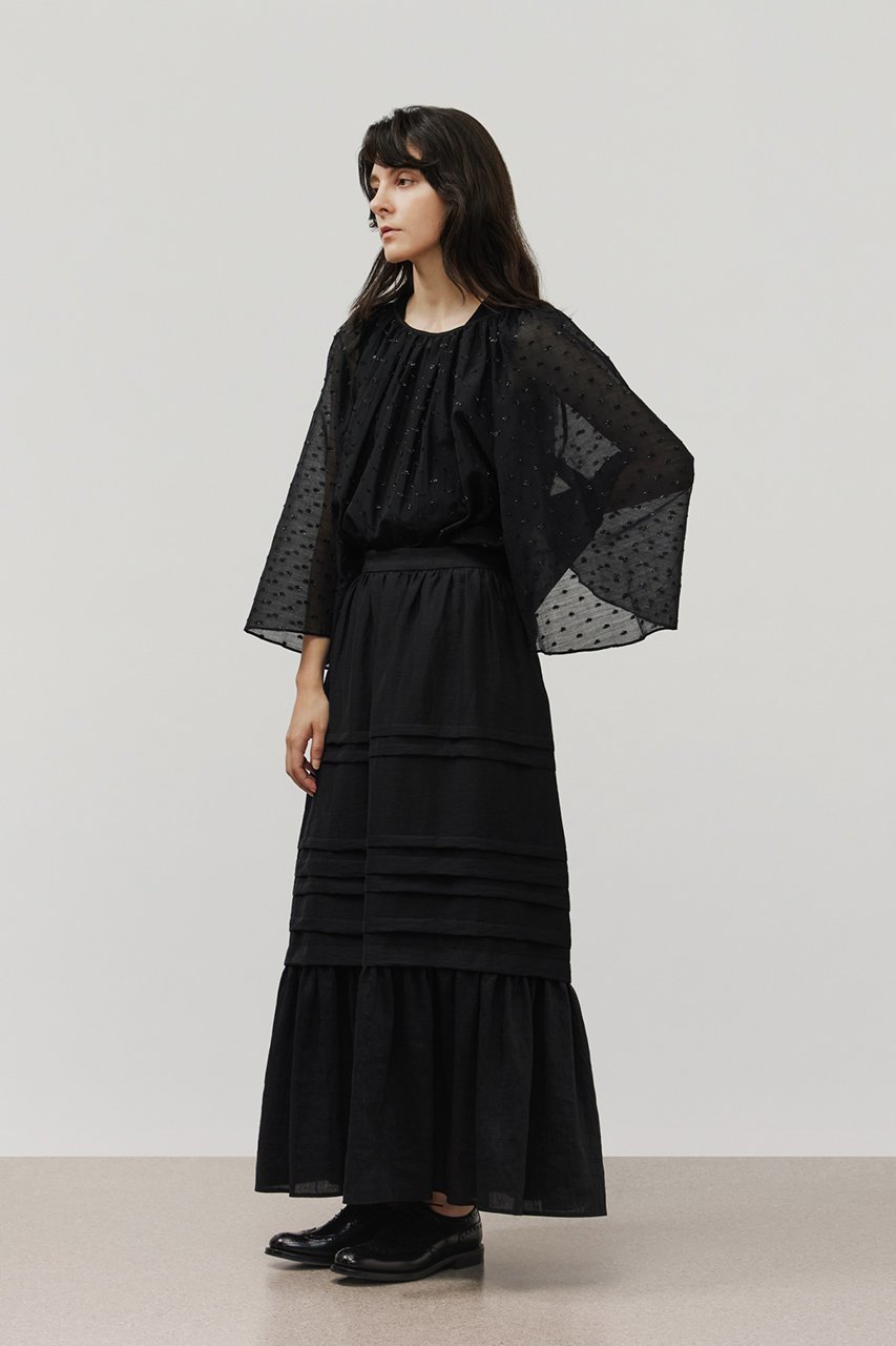 【デパリエ/DEPAREILLE】のラメジャカードブラウス 人気、トレンドファッション・服の通販 founy(ファニー) 　ファッション　Fashion　レディースファッション　Fashion for Women　トップス・カットソー　Cut & Sew Tops　シャツ・ブラウス・オフィスカジュアル　Elegant Blouses & Button-Ups　おすすめ　Recommended / Our Picks　エレガント 上品　Elegant　ギャザー　Gathered, Ruffled　シアー　Sheer, See-Through　ジャカード／ジャガード　Jacquard, Woven Pattern　スリーブ　Sleeve, Long Sleeve / Short Sleeve　リュクス　Luxury, Elegant, High-End, Chic　ロング　Long, Long-Length　other-7|ID: prp329100004598370 ipo3291000000033528057