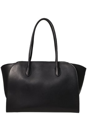 【ザ ロウ/THE ROW】 MARLO 14(SADDLE LEATHER)人気、トレンドファッション・服の通販 founy(ファニー) ファッション Fashion レディースファッション Fashion for Women バッグ Bags 2025年 2025 2025-2026秋冬・A/W Autumn/Winter 2025–26 AW25–26 シンプル Simple, Minimal トレンド Trend, Trending Now 旅行 Travel A/W・秋冬 Autumn/Winter ビジネス 仕事 通勤 Business / Work / Commuting |ID:prp329100004599365