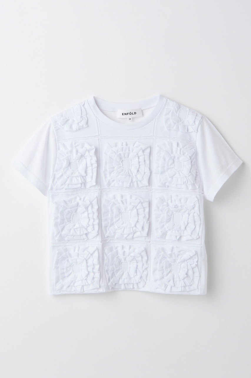 【エンフォルド/ENFOLD】のRUFFLE-MOTIF T-SHIRT/Tシャツ インテリア・キッズ・メンズ・レディースファッション・服の通販 founy(ファニー) 　ファッション　Fashion　レディースファッション　Fashion for Women　トップス・カットソー　Cut & Sew Tops　シャツ・ブラウス・オフィスカジュアル　Elegant Blouses & Button-Ups　ロングTシャツ・Tシャツ　Longline T-Shirts & Tees　カットソー・ベーシックTシャツ　Cut-and-Sewn Tops / Stretch Tees & Basics　ショート　Short, Short Length　スリーブ　Sleeve, Long Sleeve / Short Sleeve　フリル　Frill, Ruffle　モチーフ　Motif, Design Theme　ラッセル　Raschel, Raschel Lace　今季　This Season, Current Season　夏　Summer　ホワイト|ID: prp329100004599378 ipo3291000000036034849