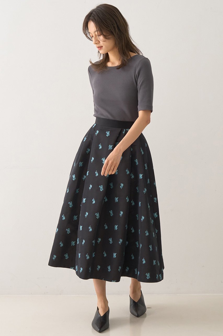【デザイン ワークス/DESIGN WORKS】のフラワージャガードタックスカート 人気、トレンドファッション・服の通販 founy(ファニー) 　ファッション　Fashion　レディースファッション　Fashion for Women　スカート　Skirts　ロングスカート　Long Skirts / Maxi & Midi Skirts　おすすめ　Recommended / Our Picks　コンパクト　Compact, Small Size　シャンブレー　Chambray, Denim-Like Fabric　ジャカード／ジャガード　Jacquard, Woven Pattern　ジャケット　Jacket, Outerwear　セットアップ　Set-Up, Coordinated Outfit　ロング　Long, Long-Length　別注　Limited Edition, Custom Order　新作・新入荷　New Arrivals / New In　other-8|ID: prp329100004600368 ipo3291000000032703087