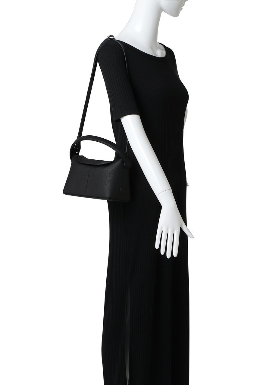 【ヴァジック/VASIC】のNoa Mini Mini 2wayハンドバッグ 人気、トレンドファッション・服の通販 founy(ファニー) 　ファッション　Fashion　レディースファッション　Fashion for Women　バッグ　Bags　2025年　2025　2025-2026秋冬・A/W　Autumn/Winter 2025–26 AW25–26　コンパクト　Compact, Small Size　バランス　Balance, Style Balance　フォルム　Silhouette, Form　マグネット　Magnet, Magnetic Closure　A/W・秋冬　Autumn/Winter　other-2|ID: prp329100004600398 ipo3291000000032703470