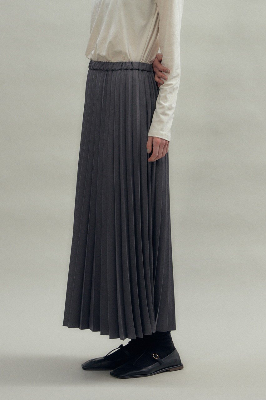【フローレント/FLORENT】のプリーツ ロングスカート 人気、トレンドファッション・服の通販 founy(ファニー) 　ファッション　Fashion　レディースファッション　Fashion for Women　スカート　Skirts　ロングスカート　Long Skirts / Maxi & Midi Skirts　2025年　2025　2025-2026秋冬・A/W　Autumn/Winter 2025–26 AW25–26　サンダル　Sandals, Summer Shoes　プリーツ　Pleats, Pleated　リラックス　Relax, Relaxed Fit　ロング　Long, Long-Length　エレガント 上品　Elegant　A/W・秋冬　Autumn/Winter　other-7|ID: prp329100004600420 ipo3291000000032703613