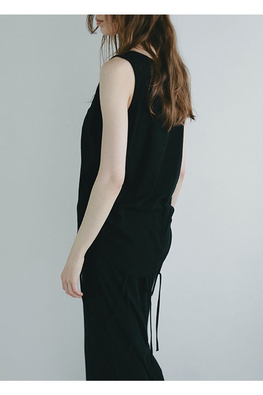 【エトレトウキョウ/ETRE TOKYO】のヘンリーネックエアリータンクトップ 人気、トレンドファッション・服の通販 founy(ファニー) 　ファッション　Fashion　レディースファッション　Fashion for Women　トップス・カットソー　Cut & Sew Tops　キャミソール&ノースリーブ　Camisoles & Sleeveless Tops　シャツ・ブラウス・オフィスカジュアル　Elegant Blouses & Button-Ups　ロングTシャツ・Tシャツ　Longline T-Shirts & Tees　カットソー・ベーシックTシャツ　Cut-and-Sewn Tops / Stretch Tees & Basics　おすすめ　Recommended / Our Picks　インナー　Innerwear　キャミソール　Camisole, Spaghetti Strap Top　セットアップ　Set-Up, Coordinated Outfit　タンク　Tank Top, Sleeveless Top　フロント　Front, Front Design　新作・新入荷　New Arrivals / New In　other-2|ID: prp329100004601467 ipo3291000000032715707