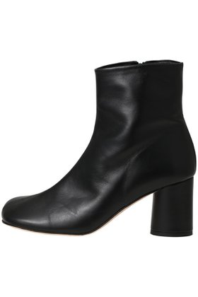 【ペリーコ/PELLICO】 【PELLICO SUNNY】GRACIA ショートブーツ人気、トレンドファッション・服の通販 founy(ファニー) ファッション Fashion レディースファッション Fashion for Women 2025年 2025 2025-2026秋冬・A/W Autumn/Winter 2025–26 AW25–26 ショート Short, Short Length エレガント 上品 Elegant 定番 Standard, Basic Item A/W・秋冬 Autumn/Winter |ID:prp329100004601477