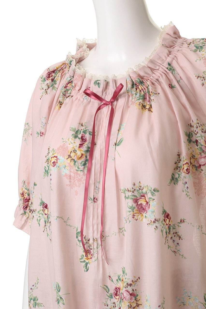 【イクコ/IKUKO】のシングルガーゼ花柄プリント フリルネック半袖パジャマ 人気、トレンドファッション・服の通販 founy(ファニー) 　ファッション　Fashion　レディースファッション　Fashion for Women　トップス・カットソー　Cut & Sew Tops　花柄・フラワープリント・モチーフ　Floral Prints & Motifs / Flower Pattern Tops　お家時間・ステイホーム　Stay Home / At Home　パジャマ　Pajamas, Sleepwear　フェミニン　Feminine, Girly　フリル　Frill, Ruffle　プリント　Print, Printed Pattern　リボン　Ribbon, Bow　リラックス　Relax, Relaxed Fit　半袖　Short Sleeve, Half Sleeve　新作・新入荷　New Arrivals / New In　other-5|ID: prp329100004601489 ipo3291000000032715882