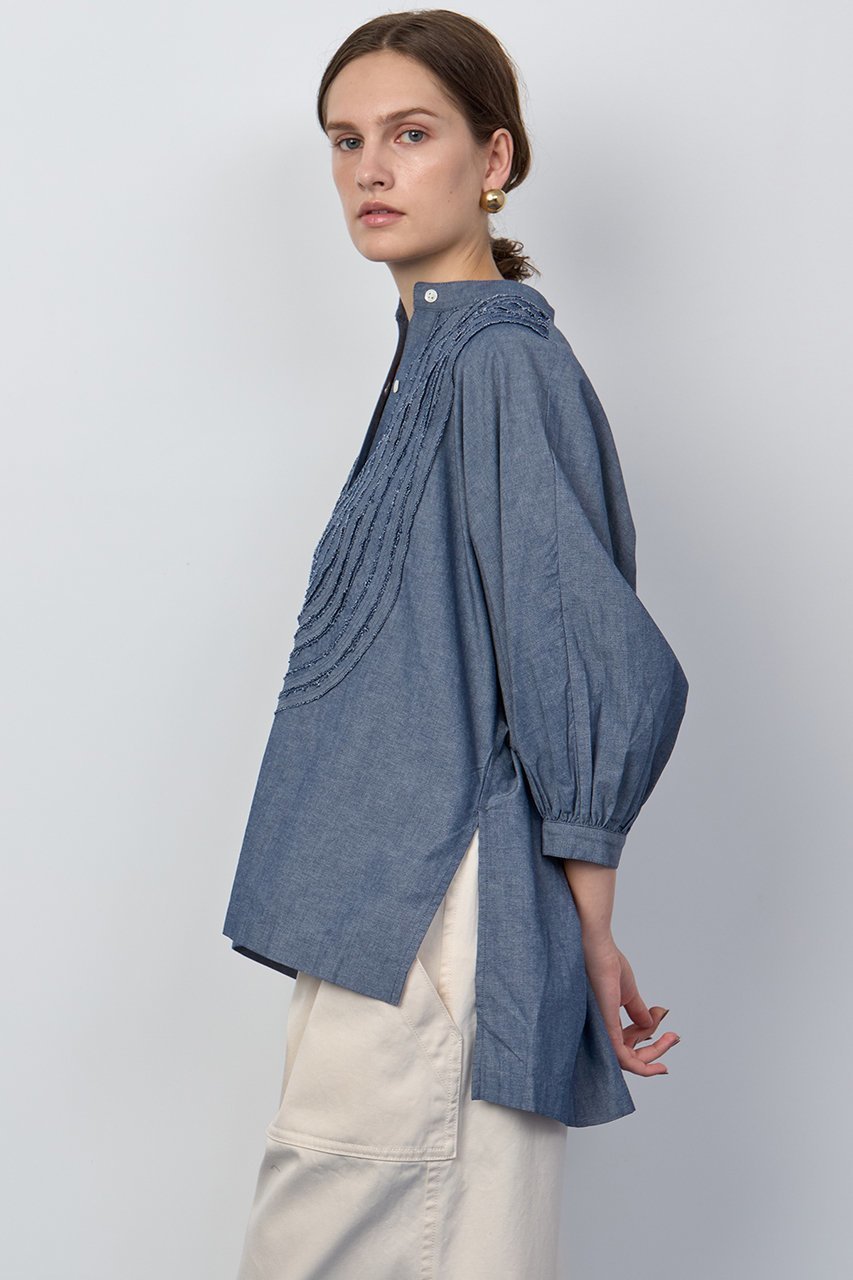 【ハウス オブ ロータス/HOUSE OF LOTUS】のシャンブレーフリルシャツ 人気、トレンドファッション・服の通販 founy(ファニー) ファッション Fashion レディースファッション Fashion for Women トップス・カットソー Cut & Sew Tops シャツ・ブラウス・オフィスカジュアル Elegant Blouses & Button-Ups ギャザー Gathered, Ruffled シャンブレー Chambray, Denim-Like Fabric ショート Short, Short Length スリーブ Sleeve, Long Sleeve / Short Sleeve デニム Denim, Jeans Material フリル Frill, Ruffle フリンジ Fringe, Tassel フロント Front, Front Design ヘムライン Hemline, Bottom Cut 夏 Summer other-4|ID: prp329100004601495 ipo3291000000034514987