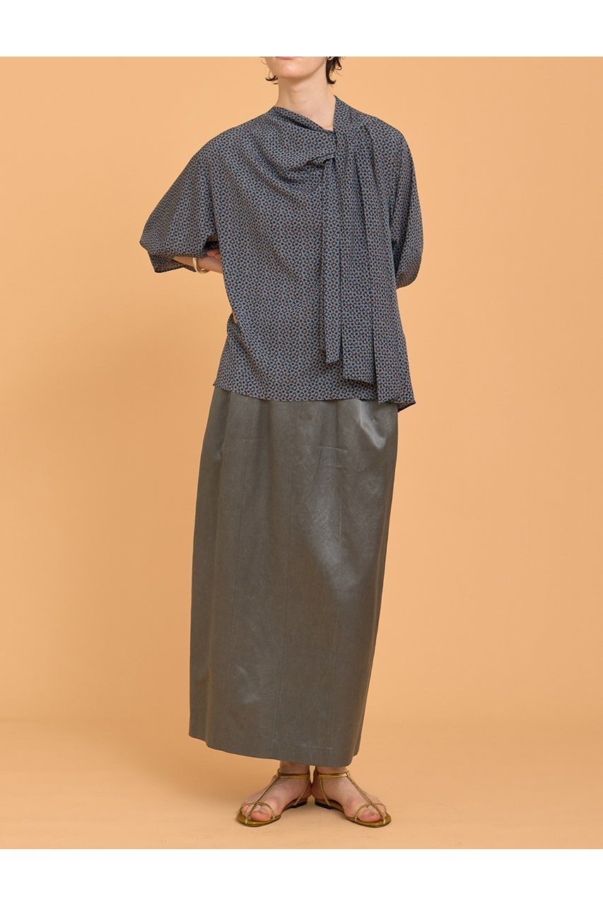 【ハウス オブ ロータス/HOUSE OF LOTUS】のジオメトリーコモンプリントブラウス 人気、トレンドファッション・服の通販 founy(ファニー) 　ファッション　Fashion　レディースファッション　Fashion for Women　トップス・カットソー　Cut & Sew Tops　シャツ・ブラウス・オフィスカジュアル　Elegant Blouses & Button-Ups　2025年　2025　2025-2026秋冬・A/W　Autumn/Winter 2025–26 AW25–26　アシンメトリー　Asymmetrical Style　アンティーク　Antique-Inspired　ショート　Short, Short Length　スリーブ　Sleeve, Long Sleeve / Short Sleeve　ドレープ　Drape, Draping Fabric　プリント　Print, Printed Pattern　モダン　Modern, Contemporary　エレガント 上品　Elegant　A/W・秋冬　Autumn/Winter　other-2|ID: prp329100004601499 ipo3291000000032715991