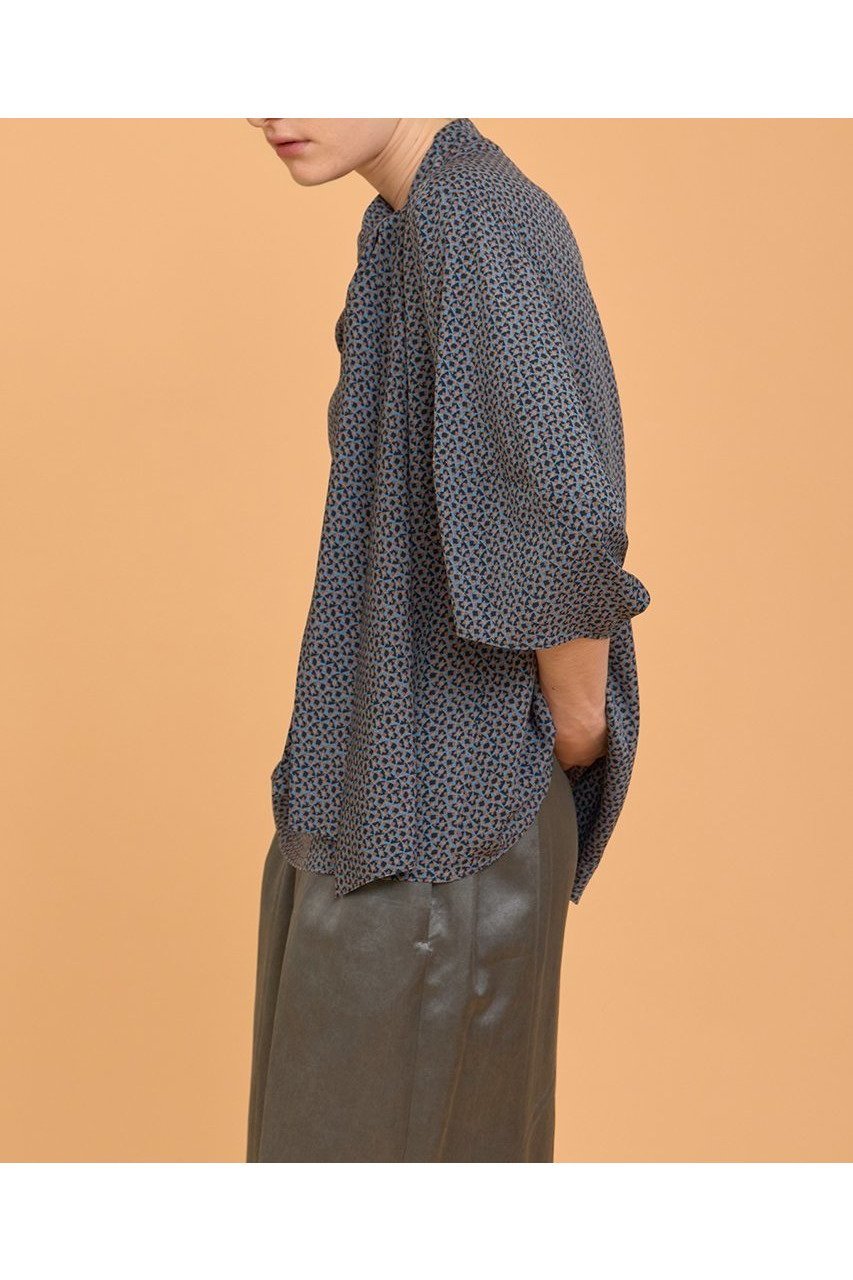 【ハウス オブ ロータス/HOUSE OF LOTUS】のジオメトリーコモンプリントブラウス 人気、トレンドファッション・服の通販 founy(ファニー) 　ファッション　Fashion　レディースファッション　Fashion for Women　トップス・カットソー　Cut & Sew Tops　シャツ・ブラウス・オフィスカジュアル　Elegant Blouses & Button-Ups　2025年　2025　2025-2026秋冬・A/W　Autumn/Winter 2025–26 AW25–26　アシンメトリー　Asymmetrical Style　アンティーク　Antique-Inspired　ショート　Short, Short Length　スリーブ　Sleeve, Long Sleeve / Short Sleeve　ドレープ　Drape, Draping Fabric　プリント　Print, Printed Pattern　モダン　Modern, Contemporary　エレガント 上品　Elegant　A/W・秋冬　Autumn/Winter　other-3|ID: prp329100004601499 ipo3291000000032715992