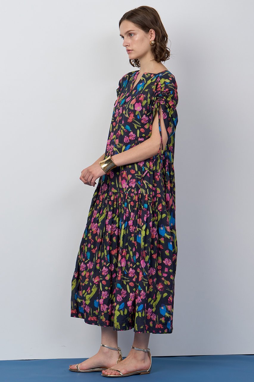 【ハウス オブ ロータス/HOUSE OF LOTUS】のマルチフラワーティアードワンピース 人気、トレンドファッション・服の通販 founy(ファニー) 　ファッション　Fashion　レディースファッション　Fashion for Women　ワンピース　Dresses　チュニック　Tunic Tops & Dresses　チュニック　Tunic, Long Top　ティアードワンピース　Tiered Dress, Flared Dress　プリント　Print, Printed Pattern　ロング　Long, Long-Length　other-7|ID: prp329100004601555 ipo3291000000034514973