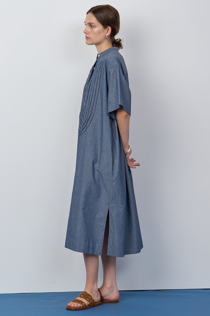 【ハウス オブ ロータス/HOUSE OF LOTUS】のシャンブレーフリルシャツワンピース 人気、トレンドファッション・服の通販 founy(ファニー) 　ファッション　Fashion　レディースファッション　Fashion for Women　ワンピース　Dresses　シャツワンピース / 1枚で着映えコーデ　Shirt Dresses　チュニック　Tunic Tops & Dresses　2025年　2025　2025-2026秋冬・A/W　Autumn/Winter 2025–26 AW25–26　シャンブレー　Chambray, Denim-Like Fabric　スリット　Slit, Slit Detail　チュニック　Tunic, Long Top　デニム　Denim, Jeans Material　フリル　Frill, Ruffle　フリンジ　Fringe, Tassel　フロント　Front, Front Design　ロング　Long, Long-Length　夏　Summer　A/W・秋冬　Autumn/Winter　羽織　Haori, Light Jacket　other-3|ID: prp329100004601560 ipo3291000000032716388