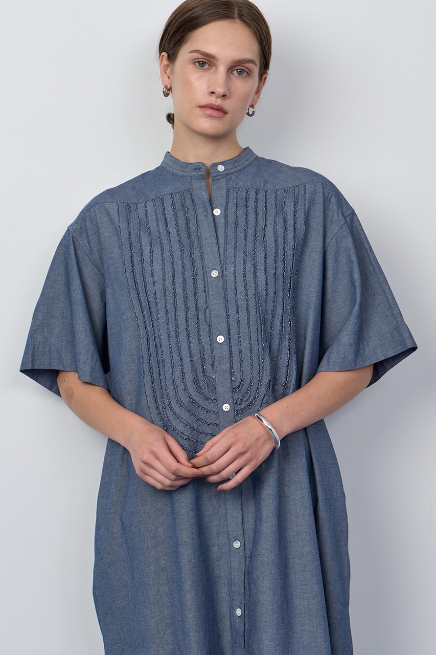 【ハウス オブ ロータス/HOUSE OF LOTUS】のシャンブレーフリルシャツワンピース 人気、トレンドファッション・服の通販 founy(ファニー) 　ファッション　Fashion　レディースファッション　Fashion for Women　ワンピース　Dresses　シャツワンピース / 1枚で着映えコーデ　Shirt Dresses　チュニック　Tunic Tops & Dresses　シャンブレー　Chambray, Denim-Like Fabric　スリット　Slit, Slit Detail　チュニック　Tunic, Long Top　デニム　Denim, Jeans Material　フリル　Frill, Ruffle　フリンジ　Fringe, Tassel　フロント　Front, Front Design　ロング　Long, Long-Length　再入荷　Restock / Back in Stock　夏　Summer　羽織　Haori, Light Jacket　other-2|ID: prp329100004601560 ipo3291000000034514978