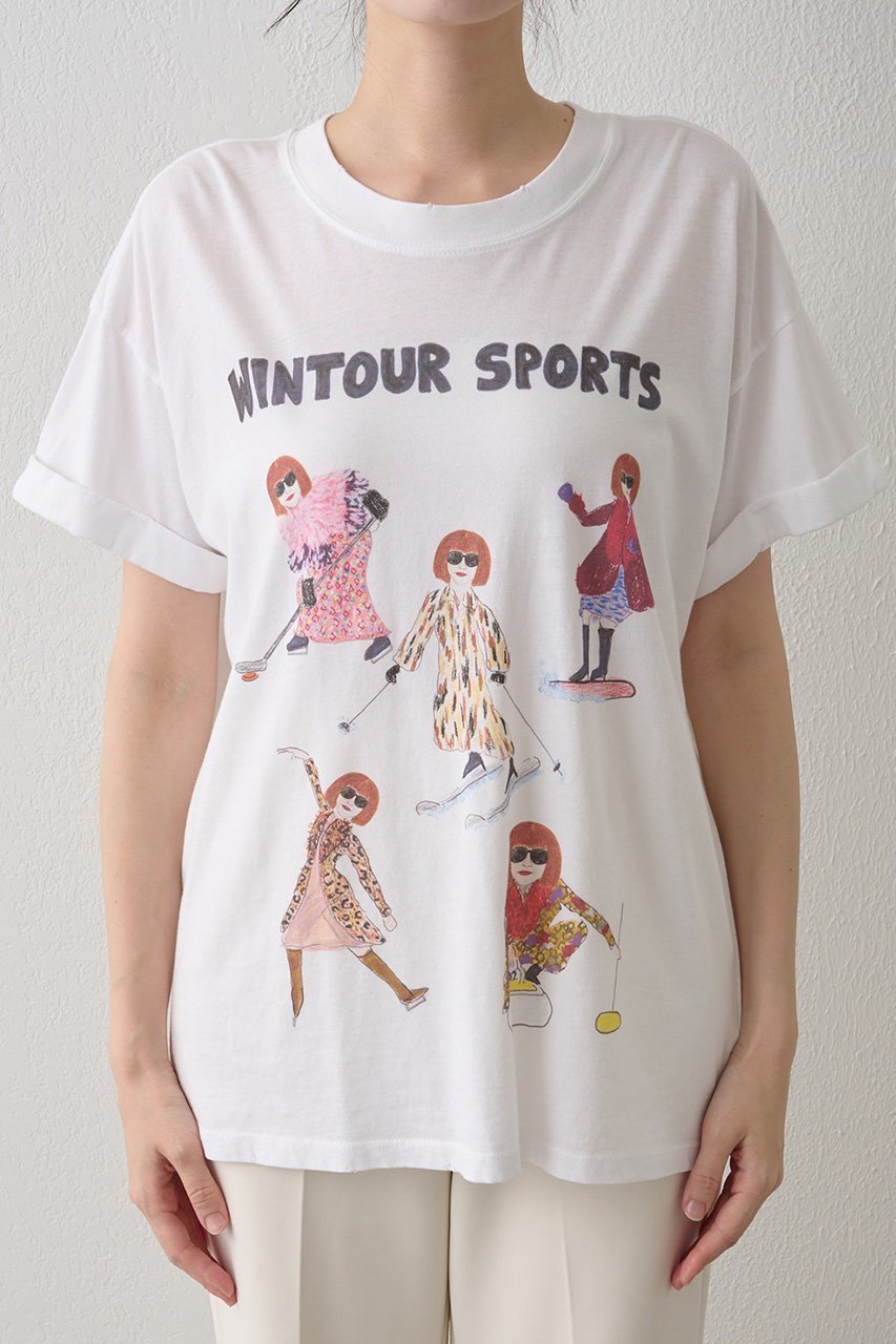 【ウィムガゼット/Whim Gazette】の【UNFORTUNATE PORTRAIT】Wintour Sports TEE 人気、トレンドファッション・服の通販 founy(ファニー) 　ファッション　Fashion　レディースファッション　Fashion for Women　トップス・カットソー　Cut & Sew Tops　シャツ・ブラウス・オフィスカジュアル　Elegant Blouses & Button-Ups　ロングTシャツ・Tシャツ　Longline T-Shirts & Tees　カットソー・ベーシックTシャツ　Cut-and-Sewn Tops / Stretch Tees & Basics　インナー　Innerwear　カーディガン　Cardigan, Knitwear　キャラクター　Character, Licensed Characters　ショート　Short, Short Length　ジャケット　Jacket, Outerwear　スリーブ　Sleeve, Long Sleeve / Short Sleeve　雑誌　Magazine, Fashion Magazine　ダメージ　Distressed, Destroyed　プリント　Print, Printed Pattern　おすすめ　Recommended / Our Picks　新作・新入荷　New Arrivals / New In　other-6|ID: prp329100004601638 ipo3291000000032716851