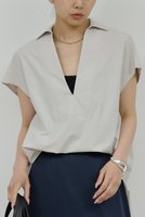 【ガリャルダガランテ/GALLARDAGALANTE】のスキッパーシャツ 人気、トレンドファッション・服の通販 founy(ファニー) ファッション Fashion レディースファッション Fashion for Women トップス・カットソー Cut & Sew Tops シャツ・ブラウス・オフィスカジュアル Elegant Blouses & Button-Ups ショート Short, Short Length シンプル Simple, Minimal スキッパー Skipper, Open Collar スリーブ Sleeve, Long Sleeve / Short Sleeve バランス Balance, Style Balance ボトム Bottoms, Lower Wear 夏 Summer 新作・新入荷 New Arrivals / New In |ID:prp329100004601644