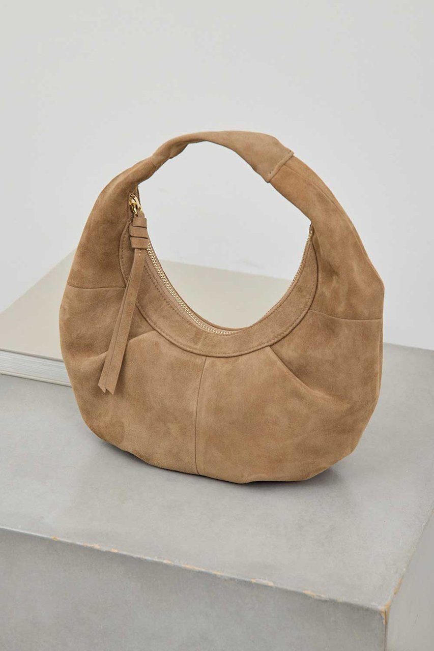 【ガリャルダガランテ/GALLARDAGALANTE】の【2.718】ラウンドミニバッグ 人気、トレンドファッション・服の通販 founy(ファニー) 　ファッション　Fashion　レディースファッション　Fashion for Women　バッグ　Bags　2025年　2025　2025-2026秋冬・A/W　Autumn/Winter 2025–26 AW25–26　トレンド　Trend, Trending Now　フォルム　Silhouette, Form　ポケット　Pocket, Pocket Detail　A/W・秋冬　Autumn/Winter　財布　Wallet, Purse　other-2|ID: prp329100004601651 ipo3291000000035691575