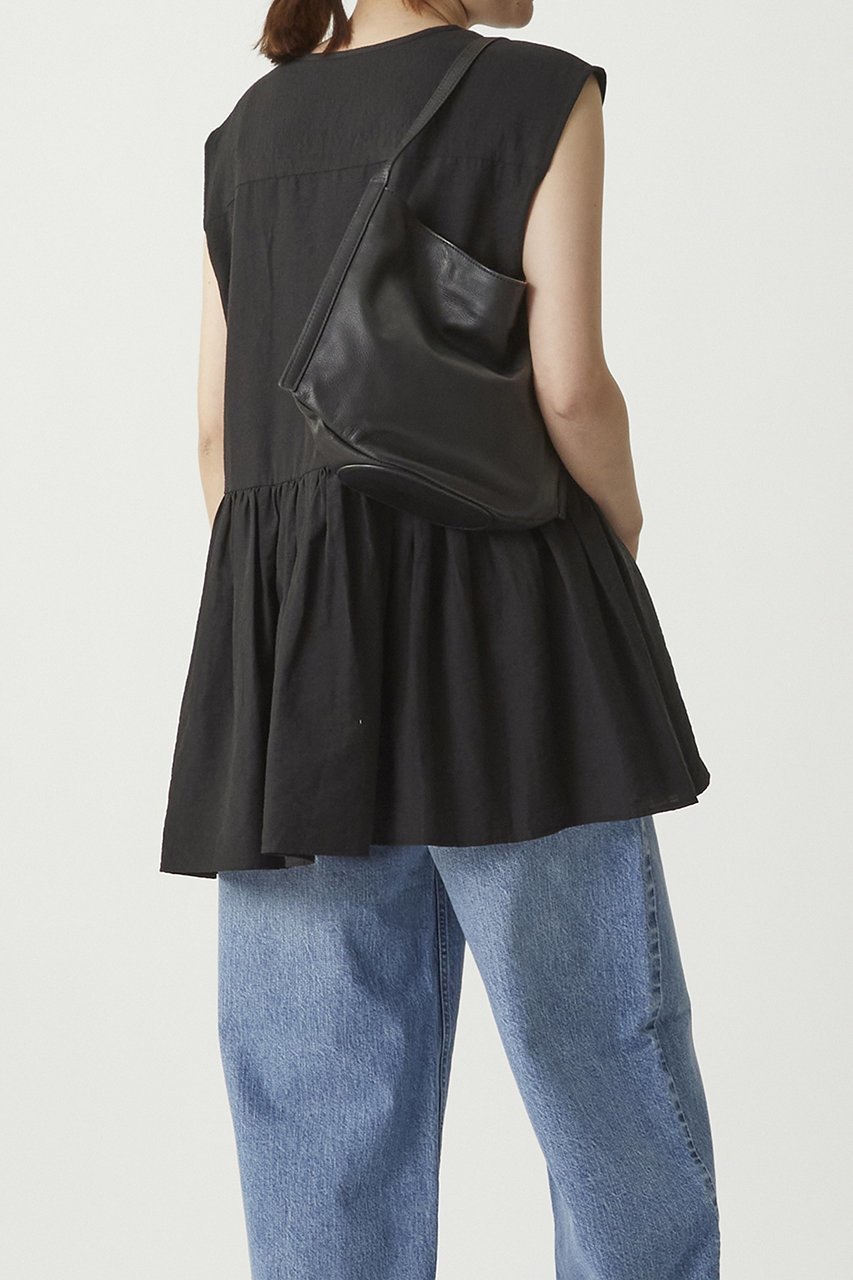 【プルミエ アロンディスモン/1er Arrondissement】のリネンレーヨンペプラムブラウス 人気、トレンドファッション・服の通販 founy(ファニー) 　ファッション　Fashion　レディースファッション　Fashion for Women　トップス・カットソー　Cut & Sew Tops　シャツ・ブラウス・オフィスカジュアル　Elegant Blouses & Button-Ups　2025年　2025　2025-2026秋冬・A/W　Autumn/Winter 2025–26 AW25–26　ギャザー　Gathered, Ruffled　クラシカル　Classical, Vintage-Inspired　スリーブ　Sleeve, Long Sleeve / Short Sleeve　フロント　Front, Front Design　ペプラム　Peplum, Flared Hem　リネン　Linen, Linen Fabric　ロング　Long, Long-Length　再入荷　Restock / Back in Stock　A/W・秋冬　Autumn/Winter　other-8|ID: prp329100004601662 ipo3291000000033022191