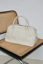 【ウィムガゼット/Whim Gazette】の【Hoaw.】ボウリングバッグ 人気、トレンドファッション・服の通販 founy(ファニー) ファッション Fashion レディースファッション Fashion for Women バッグ Bags アクセサリー Fashion Accessories 春 Spring クラシック Classic, Timeless Style 軽量 Lightweight, Ultra Light シューズ Shoes, Footwear トレンド Trend, Trending Now フォルム Silhouette, Form S/S・春夏 SS, Spring/Summer, Warm Season 夏 Summer エレガント 上品 Elegant 2026年 2026 thumbnail オフホワイト|ID: prp329100004602749 ipo3291000000035102103