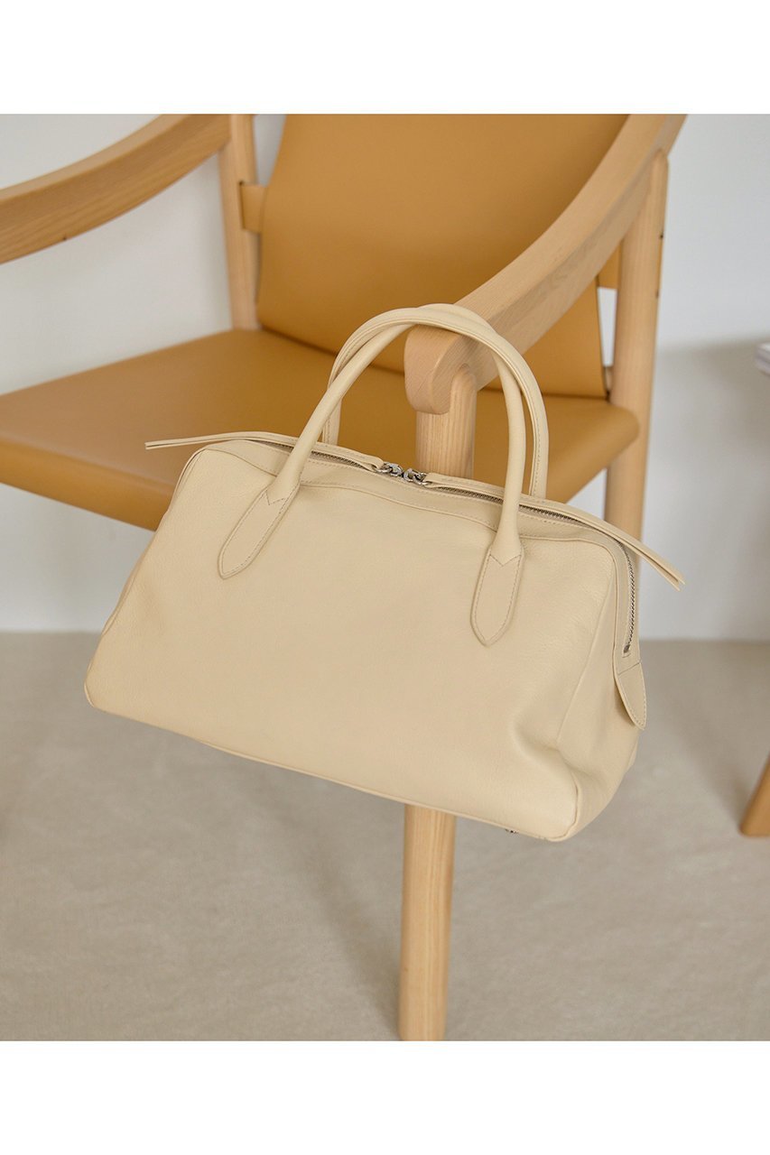 【ウィムガゼット/Whim Gazette】の【Hoaw.】ボウリングバッグ インテリア・キッズ・メンズ・レディースファッション・服の通販 founy(ファニー) ファッション Fashion レディースファッション Fashion for Women バッグ Bags アクセサリー Fashion Accessories 春 Spring クラシック Classic, Timeless Style 軽量 Lightweight, Ultra Light シューズ Shoes, Footwear トレンド Trend, Trending Now フォルム Silhouette, Form S/S・春夏 SS, Spring/Summer, Warm Season 夏 Summer エレガント 上品 Elegant 2026年 2026 ライトベージュ|ID: prp329100004602749 ipo3291000000035102105