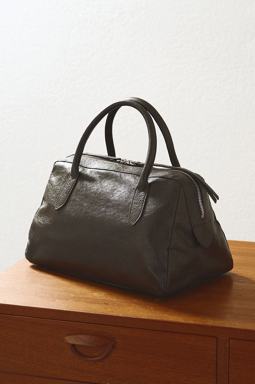 【ウィムガゼット/Whim Gazette】の【Hoaw.】ボウリングバッグ 人気、トレンドファッション・服の通販 founy(ファニー) ファッション Fashion レディースファッション Fashion for Women バッグ Bags アクセサリー Fashion Accessories 春 Spring クラシック Classic, Timeless Style 軽量 Lightweight, Ultra Light シューズ Shoes, Footwear トレンド Trend, Trending Now フォルム Silhouette, Form S/S・春夏 SS, Spring/Summer, Warm Season 夏 Summer エレガント 上品 Elegant 2026年 2026 other-2|ID: prp329100004602749 ipo3291000000035102107