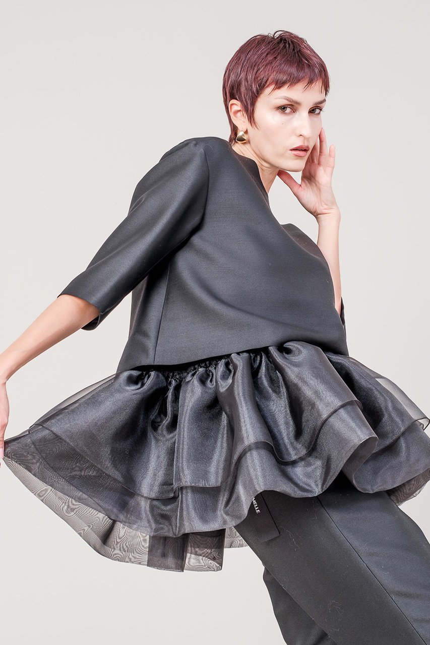 【ドメル/DOMELLE】のウール シルクツイル ブラウス 人気、トレンドファッション・服の通販 founy(ファニー) 　ファッション　Fashion　レディースファッション　Fashion for Women　トップス・カットソー　Cut & Sew Tops　シャツ・ブラウス・オフィスカジュアル　Elegant Blouses & Button-Ups　ロングTシャツ・Tシャツ　Longline T-Shirts & Tees　カットソー・ベーシックTシャツ　Cut-and-Sewn Tops / Stretch Tees & Basics　なめらか　Smooth, Silky Texture　キャミソール　Camisole, Spaghetti Strap Top　ギャザー　Gathered, Ruffled　ショート　Short, Short Length　シルク　Silk, 100% Silk　スリーブ　Sleeve, Long Sleeve / Short Sleeve　フェミニン　Feminine, Girly　フレア　Flare, Flared　other-8|ID: prp329100004602760 ipo3291000000035765700